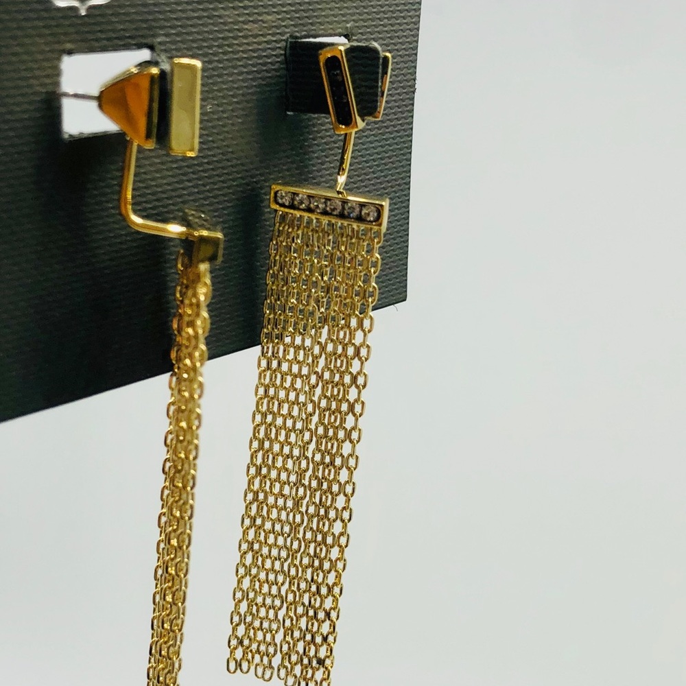 Earings - Picture 2 of 3